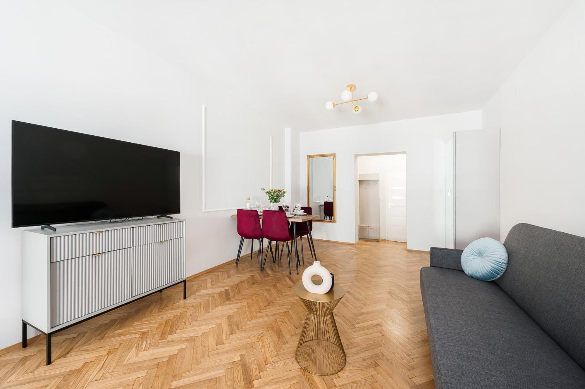 Apartment Gallery 7 - 5 *